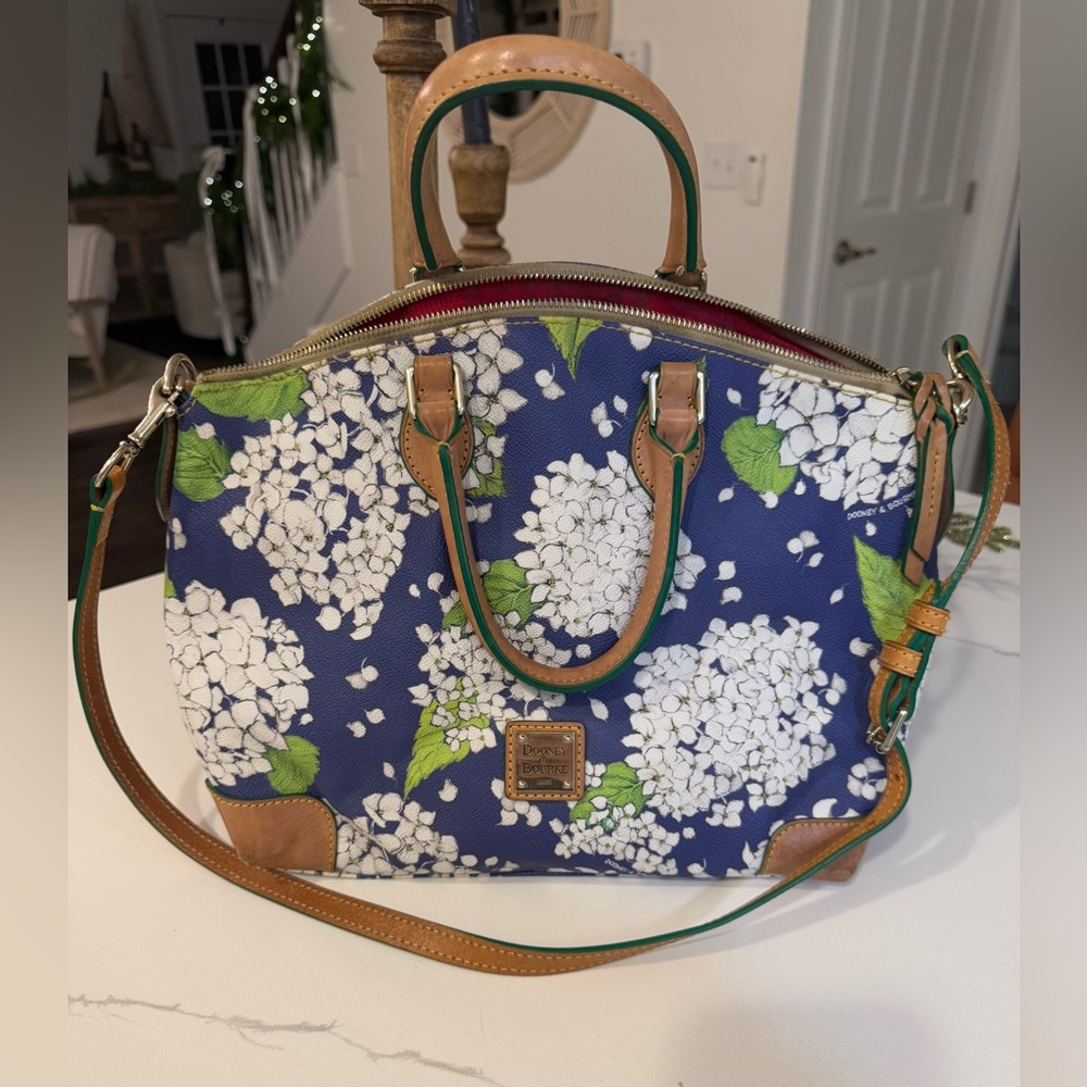 Dooney and bourke floral crossbody
